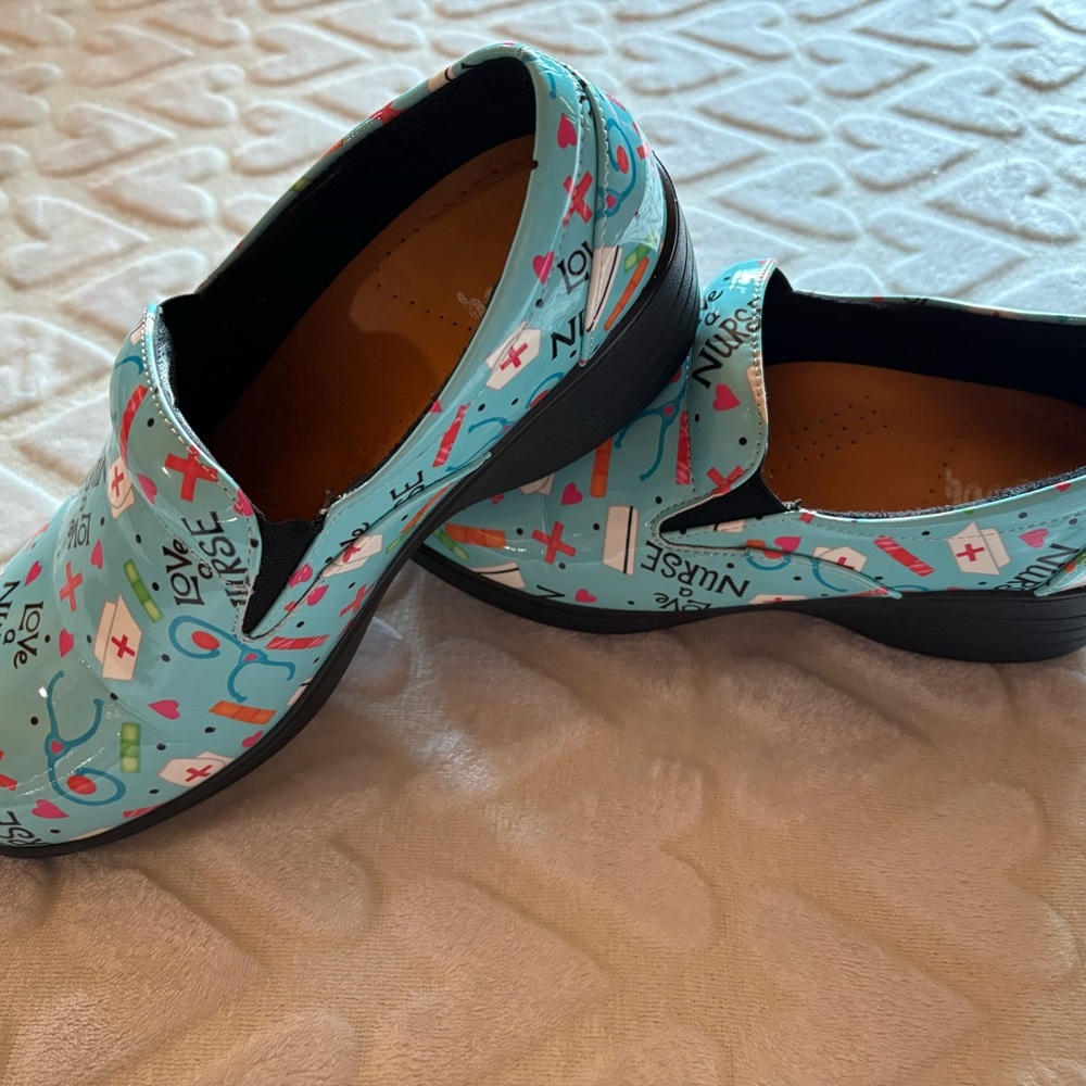 Nurse Savvy Black Slip-Resistant Mules